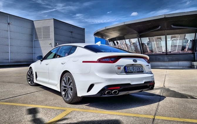 Kia Stinger cena 129900 przebieg: 119800, rok produkcji 2018 z Łódź małe 379